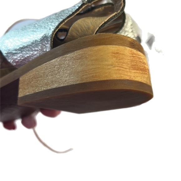 EUC Latigo “Rapper”Handmade Leather Lace Up Sandal Metallic 1” Block Heel 8.5 - Picture 9 of 11